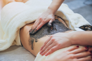 salt scrub and mud wrap at 10 day detox retreat in Hawaii