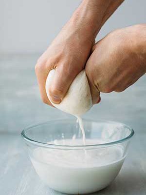 making-almond-milk